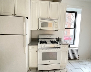 East 38th Street - Photo Thumbnail 15