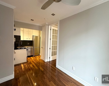 East 29th Street - Photo Thumbnail 7