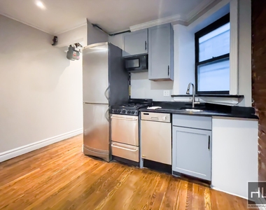East 23rd Street - Photo Thumbnail 12