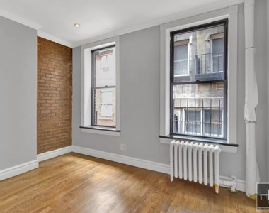 East 23rd Street - Photo Thumbnail 26