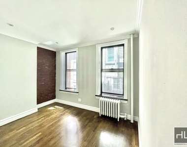 East 23rd Street - Photo Thumbnail 17