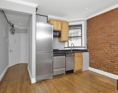 East 23rd Street - Photo Thumbnail 5