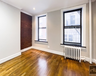 East 23rd Street - Photo Thumbnail 16