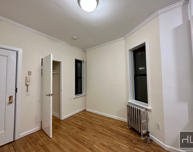 East 38 Street - Photo Thumbnail 17