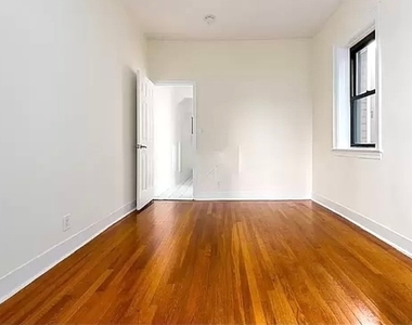 East 38 Street - Photo Thumbnail 26
