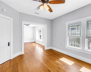 116 16th Avenue Se - Photo Thumbnail 5