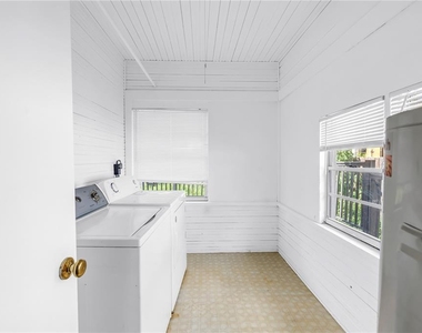 116 16th Avenue Se - Photo Thumbnail 17