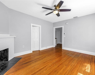 116 16th Avenue Se - Photo Thumbnail 4