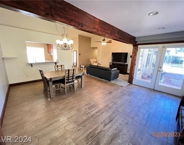 9436 Quail Ridge Drive - Photo Thumbnail 5
