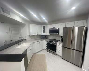 3870 N Hwy A1a - Photo Thumbnail 12
