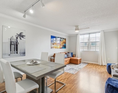 1801 N Flagler Drive - Photo Thumbnail 7