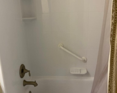 8833 Bella Vista Drive - Photo Thumbnail 14