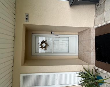 8833 Bella Vista Drive - Photo Thumbnail 24