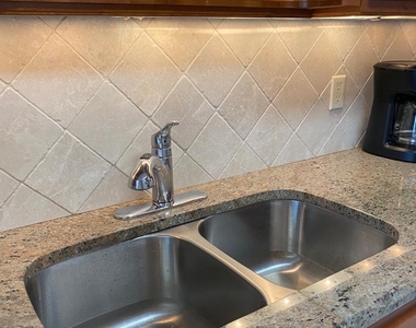8833 Bella Vista Drive - Photo Thumbnail 19