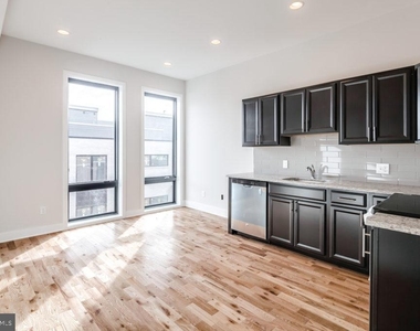 514 South Street - Photo Thumbnail 4