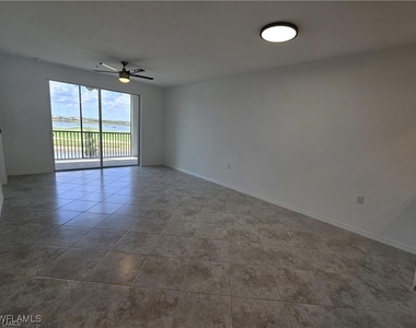 6058 National Boulevard - Photo Thumbnail 6