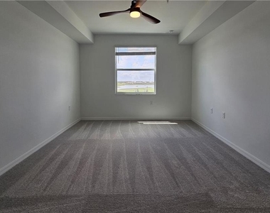 6058 National Boulevard - Photo Thumbnail 13