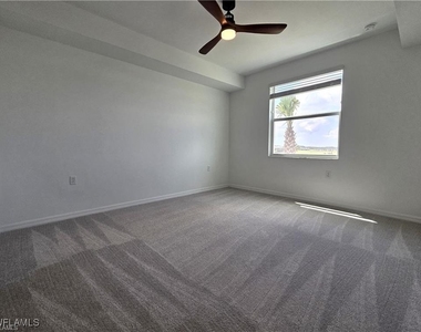 6058 National Boulevard - Photo Thumbnail 14