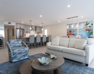 2850 Gulf Shore Boulevard N - Photo Thumbnail 6