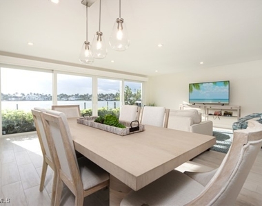 2850 Gulf Shore Boulevard N - Photo Thumbnail 7