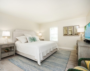 2850 Gulf Shore Boulevard N - Photo Thumbnail 16