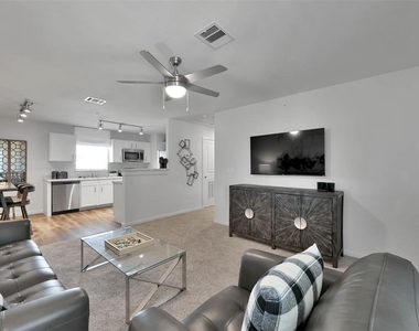 20235 Kieth Harrow Boulevard - Photo Thumbnail 2