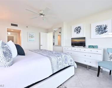 5550 Heron Point Drive - Photo Thumbnail 13
