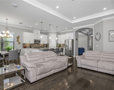 9126 Trivoli Terrace - Photo Thumbnail 11