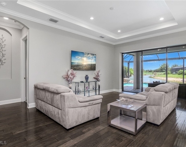 9126 Trivoli Terrace - Photo Thumbnail 13