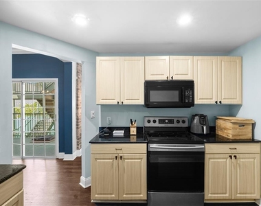 215 Central Avenue - Photo Thumbnail 8