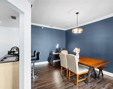 215 Central Avenue - Photo Thumbnail 6