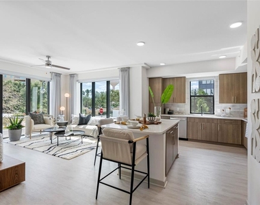 425 Centerpointe Circle - Photo Thumbnail 10