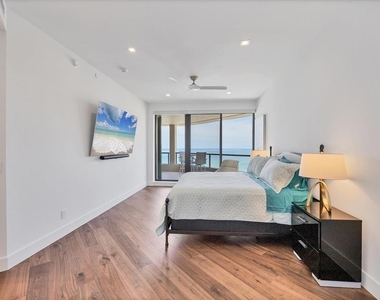1211 Gulf Of Mexico Drive - Photo Thumbnail 17