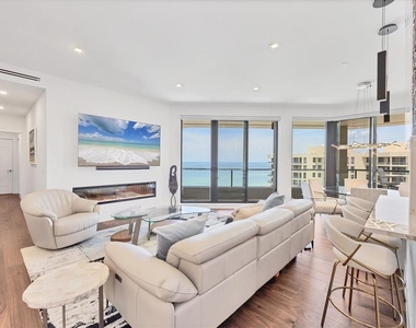 1211 Gulf Of Mexico Drive - Photo Thumbnail 7