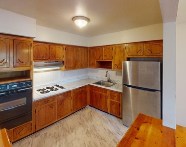 31-48 48th Street - Photo Thumbnail 6