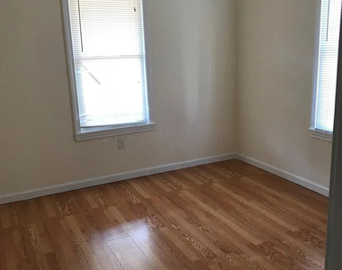 303 Poplar Street - Photo Thumbnail 1