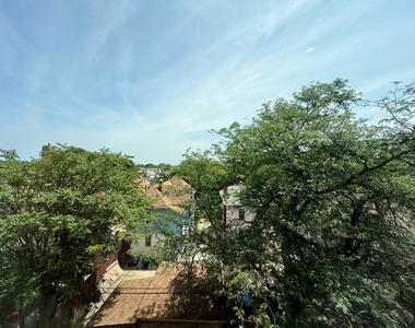 1351 Brooklyn Avenue - Photo Thumbnail 2