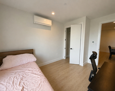 1351 Brooklyn Avenue - Photo Thumbnail 8
