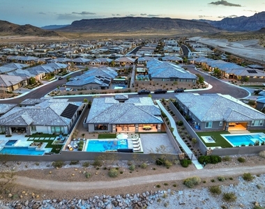 12544 Claymore Highland Avenue - Photo Thumbnail 68