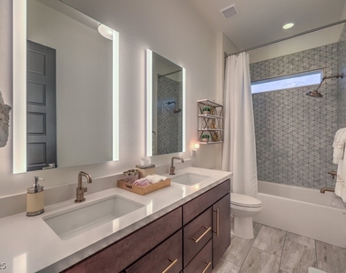 12544 Claymore Highland Avenue - Photo Thumbnail 46