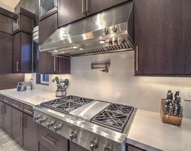 12544 Claymore Highland Avenue - Photo Thumbnail 27