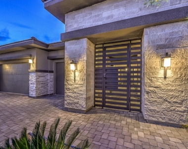12544 Claymore Highland Avenue - Photo Thumbnail 11