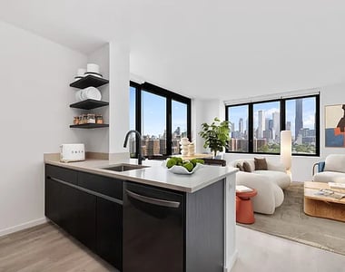 500 Degraw Street - Photo Thumbnail 2
