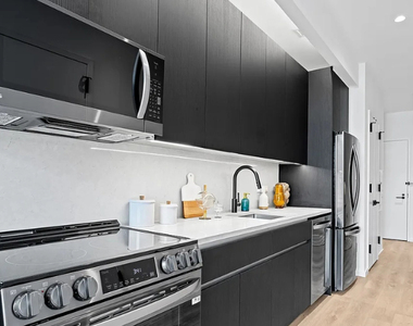 500 Degraw Street - Photo Thumbnail 1
