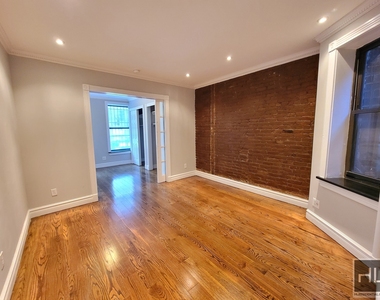 East 23rd Street - Photo Thumbnail 4