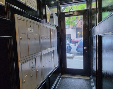 East 5th Street - Photo Thumbnail 7