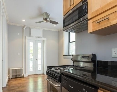 East 35 Street - Photo Thumbnail 13
