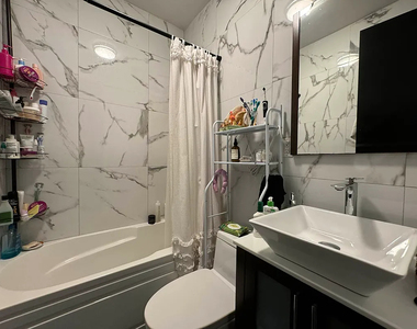 758 Putnam Avenue - Photo Thumbnail 8