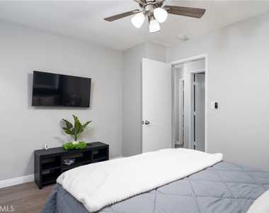716 N Orange Street - Photo Thumbnail 13