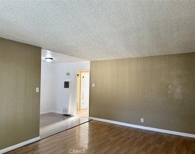 4830 Canoga Street - Photo Thumbnail 2